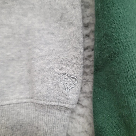 USF Bulls Sweatshirt Womens Small Gray Funnel Neck NCAA Collage Football Logo - Picture 7 of 11